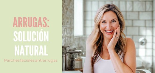 Parches faciales antiarrugas aplicados de forma natural con Frownies
