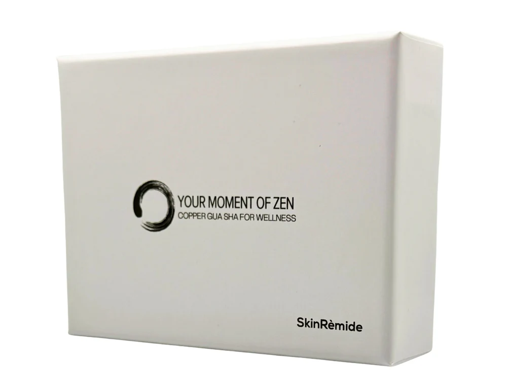 Caja en la que viene el Gua Sha de cobre de SkinRèmide